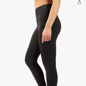 NWT 90 Degree by Reflex High Rise and Shine Capri Black XL